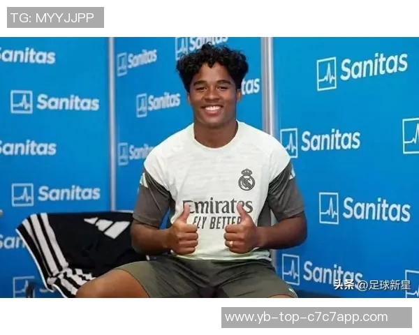 里昂官宣恩德里克租借加盟本泽马现身评论区为其加油助威